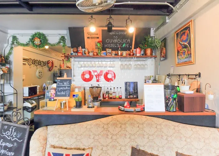Hotel Oyo 421 Guyasuka & Cafe