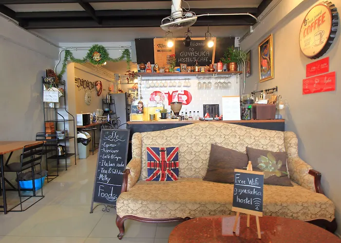 Oyo 421 Guyasuka & Cafe Bangkok