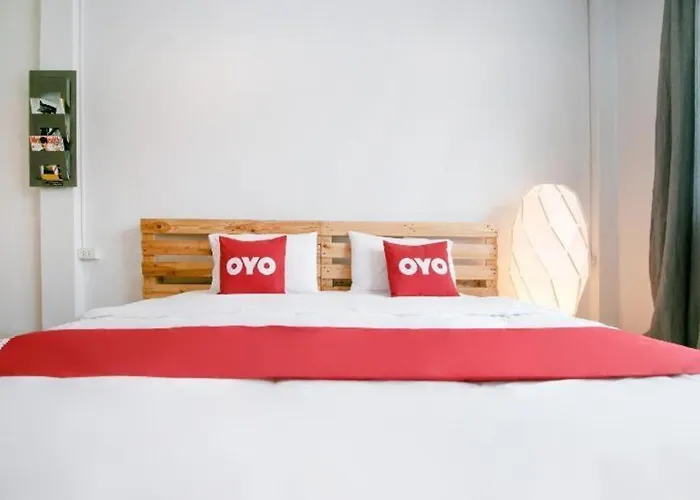 Oyo 421 Guyasuka & Cafe Bangkok